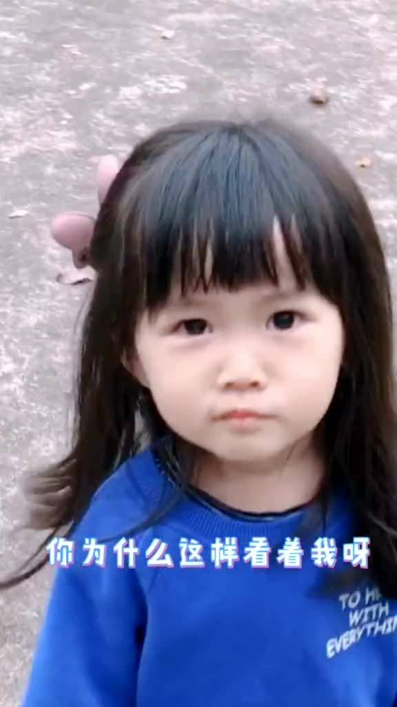 女孩子生气的微表情真是可可爱爱