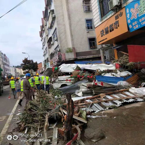 湖北随县暴雨亲历者讲述活了40多岁从没见过这么大的水,朋友被洪水冲走遇难
