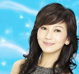 四十多岁女人用的微信头像女子