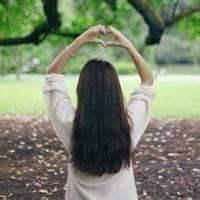 适合五十左右年龄的微信头像女版型
