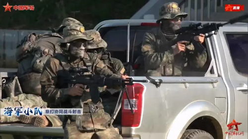 中国特种部队枪王挑战赛展示仿生鸟飞行背包电动滑板