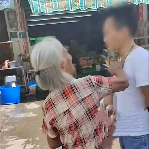 请停止丑化城管队伍,这样的歪风邪气早该适可而止了