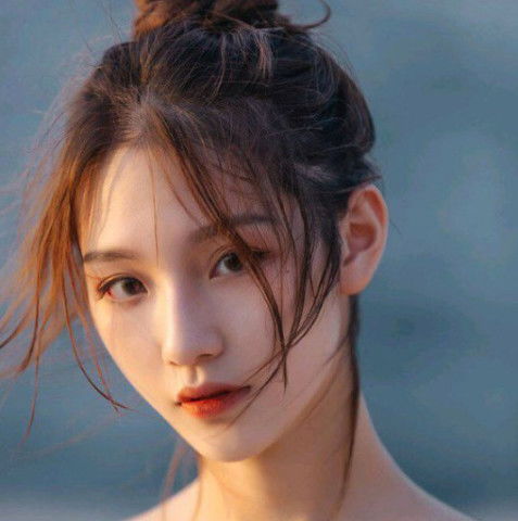男友我好累,回复抱抱都是傻瓜,高情商小姐姐都发这3句