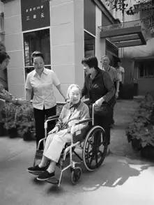 100岁老人的头像图片大全住进