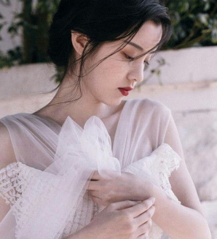 中年人用什么头像女聪明的女人