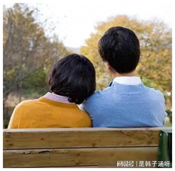 52岁大妈硬核相亲,直接提出隐私问题,大哥感觉相见恨晚