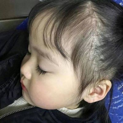 表情包怎么添加嘴巴嘟嘟