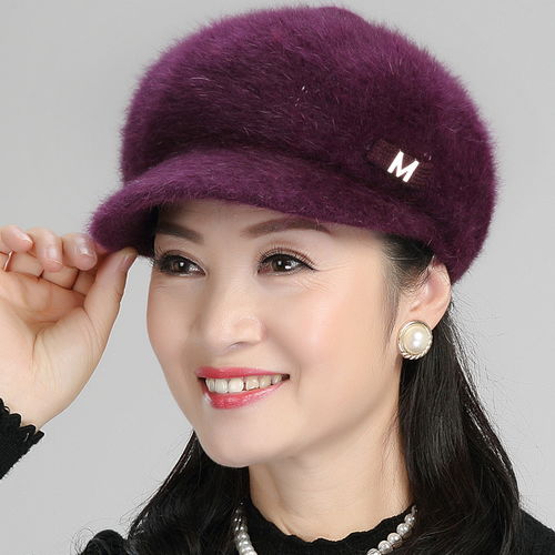 60岁的女性适合戴什么帽子