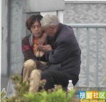 90后什么门的都弱爆了,大叔大妈才是吃喝玩乐