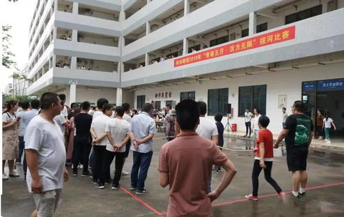 薪资5000起包吃住加班稳定长白班,大量暑假工临时工操作工品检岗社会工招聘啦自由选择岗位