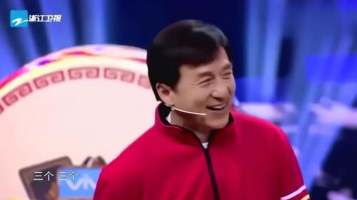 成龙大哥挑战迪丽热巴做的动作,看众人的表情就知道难度有多高了