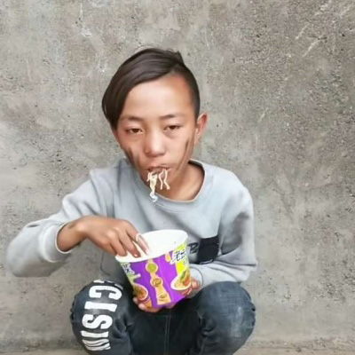 搞笑猥琐大叔头像真人