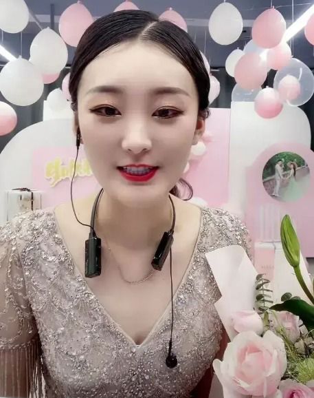 朱单伟离婚后续大衣哥发声,5位经纪人改名,陈亚男或被封杀