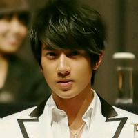 帅哥图片大全真人版80微信头像图片大全