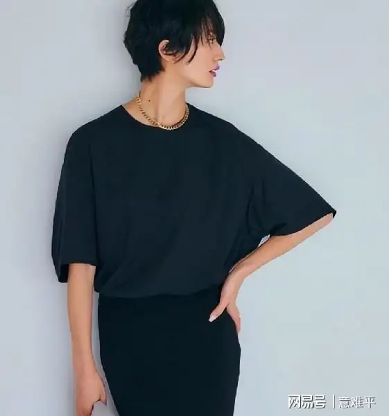 40岁成熟头像图片灯笼袖