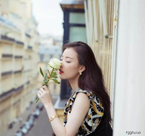 31岁的赵丽颖和30岁倪妮剪同款发型,网友刘亦菲发型更美