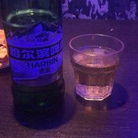 敬往事一杯酒图片配图微信头像图片大全