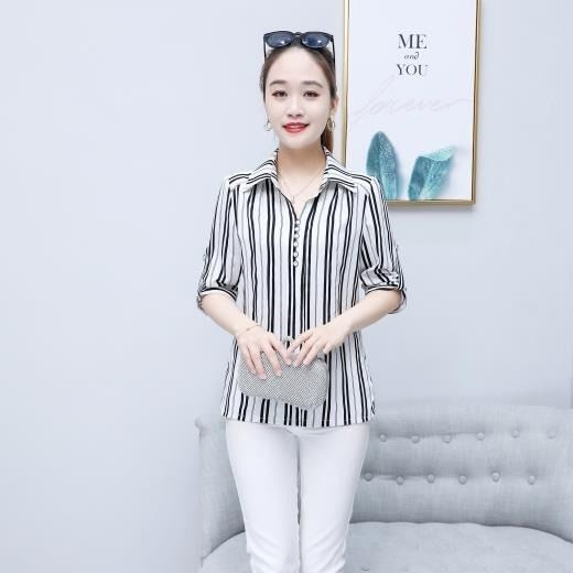 2020新款衬衣4050岁中年妈妈女衬衫大码打底衫中老年洋气夏装上衣