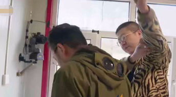 野生厨房李诞终于干活了协助汪涵下厨,竟还贴心想到这一点
