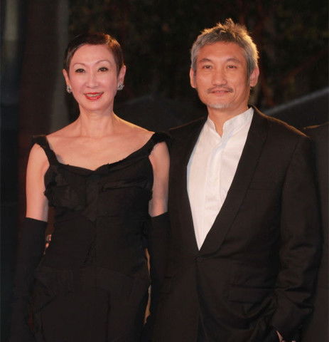 被周星驰邀请了3次,才只出演3分钟,离开金牌制作前妻后成这样