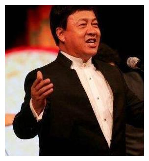 吕继宏30岁一曲成名,40岁失去母亲,60岁至今未婚