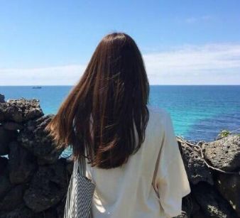 40岁女人的头像背影薰衣草薰衣草庄园