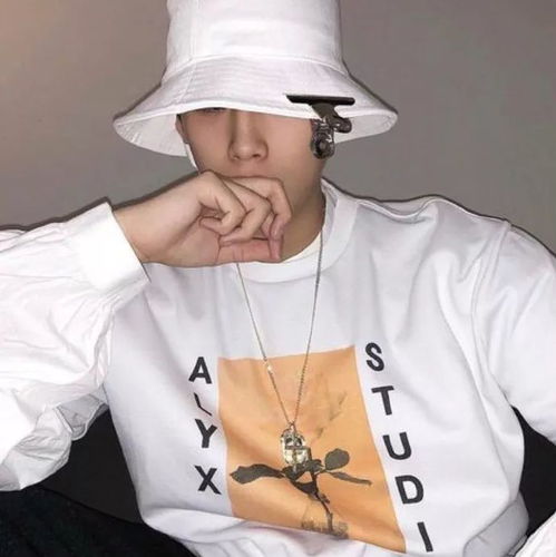 一批值得点击的男女,动漫个性微信头像