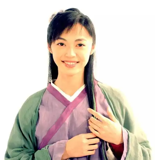 那个讲着中年女演员困惑的姚晨,其实活得比谁都清醒