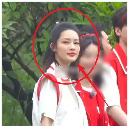 谭松韵李沁一起上跑男9,同样是30岁,生图下的差距我却看愣了