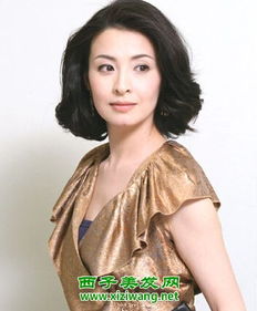 40岁女人圆脸发型图片看中年圆脸女人适合什么发型
