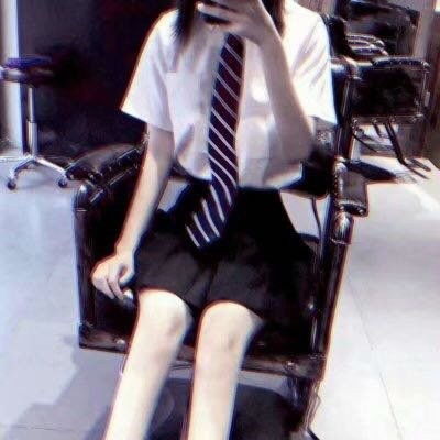 半身女生部位微信头像2021最新款