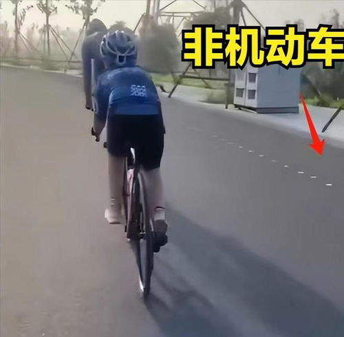11岁小男孩骑行被压离世,众网友力挺司机无责孩子父亲难逃其咎