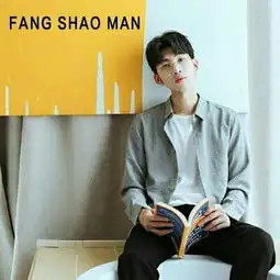 头像中年男人阳光有的时候