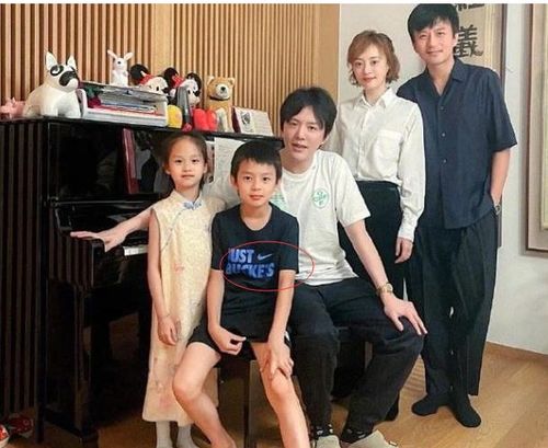 李湘女儿王诗龄穿耐克惹争议12岁染发太早熟,之前曾代言辱华品牌