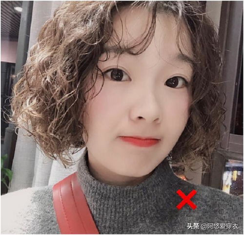 40岁女人头发不要剪太短,这3款发型好看又显气质,太合适过秋了