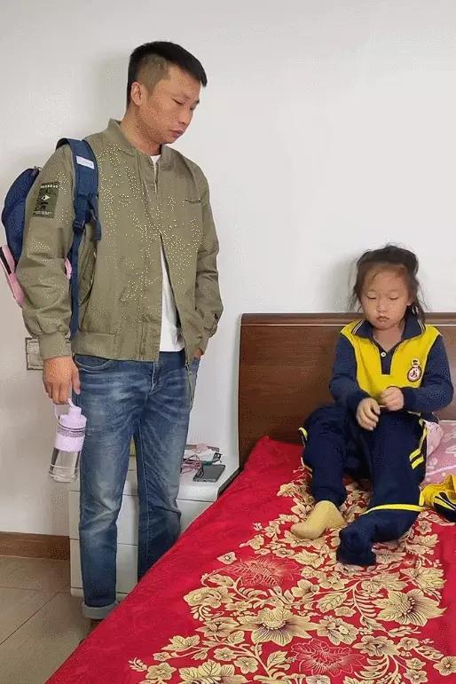 如何改变小孩懒惰拖延的习惯,引导独立性格父母的做法很重要