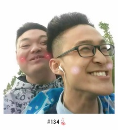 行走的表情包柳岩神cos网易包子表情