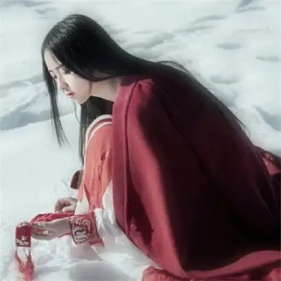 50岁女人淡雅气质头像神教