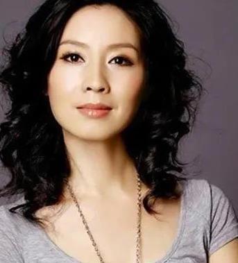 50岁左右的单身女人都喜欢什么样的男人呢可能和你想的不一样