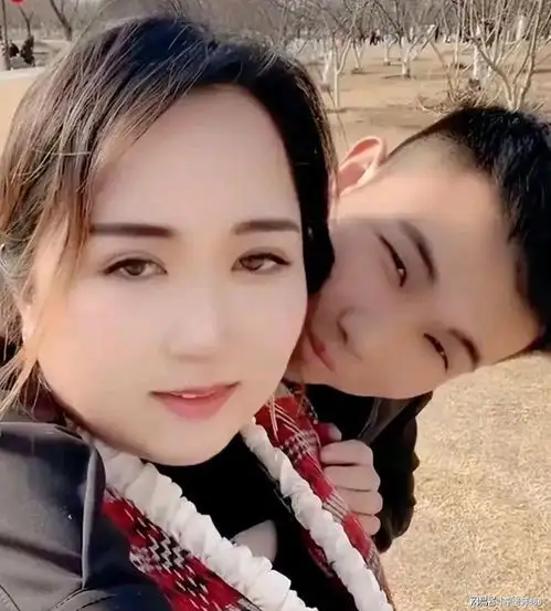 50岁女人的照片头像真实微信头像