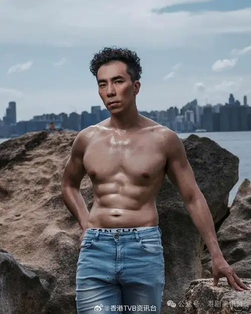 tvb真人秀我推的野男live爆肌男人是否会成当家小生