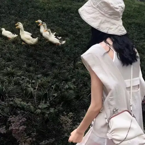 头像真诚地对待每一件事