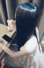 爆笑gif像不像小时候不想洗澡的你