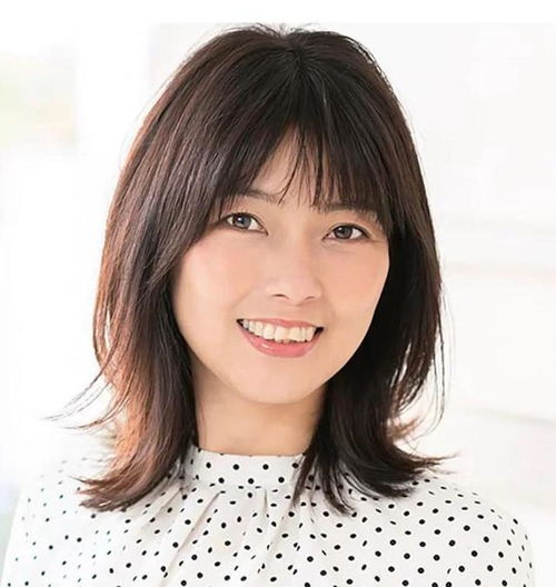 四十岁的女人,留什么发型最好看今年流行的气质短发,换上就美