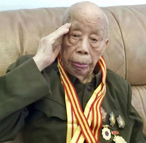 100岁老人的头像图片大全霸气