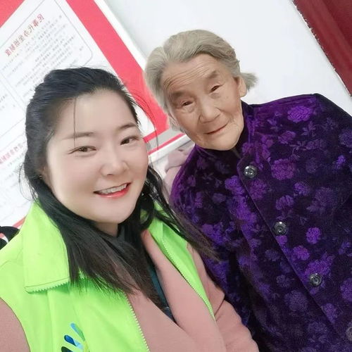 为农村空巢老人拍遗照有些人终其一生都没留下身份证以外的照片