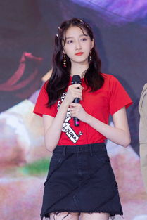 月半爱丽丝定档,关晓彤现代造型极美,黄景瑜官鸿谁更帅
