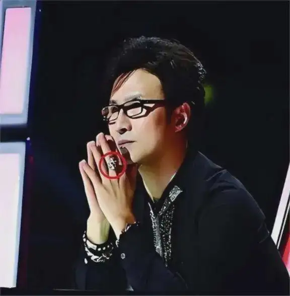 汪峰家世背景曝光,来头大的吓人,难怪章子怡40岁还要给他生孩子