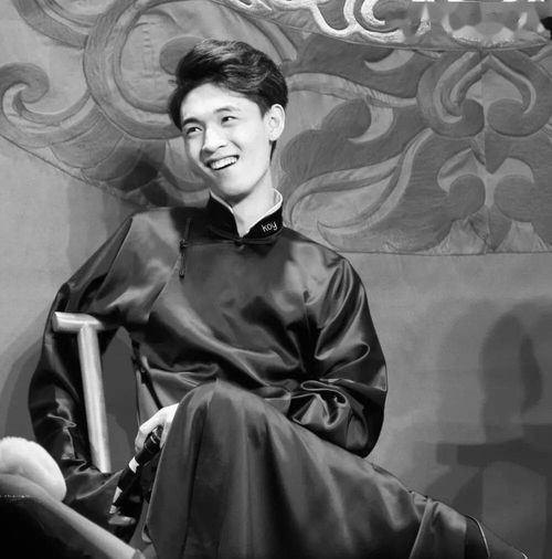 微信头像男生女生卡通动漫头像精选,同学,该换微信头像啦