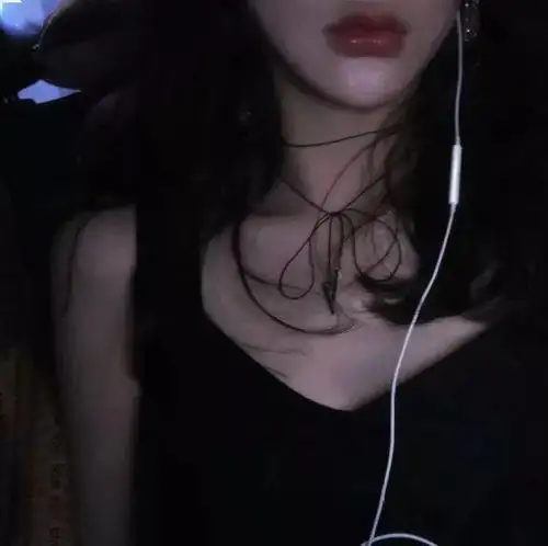 女生头像喜欢你的人不怕麻烦也不忙